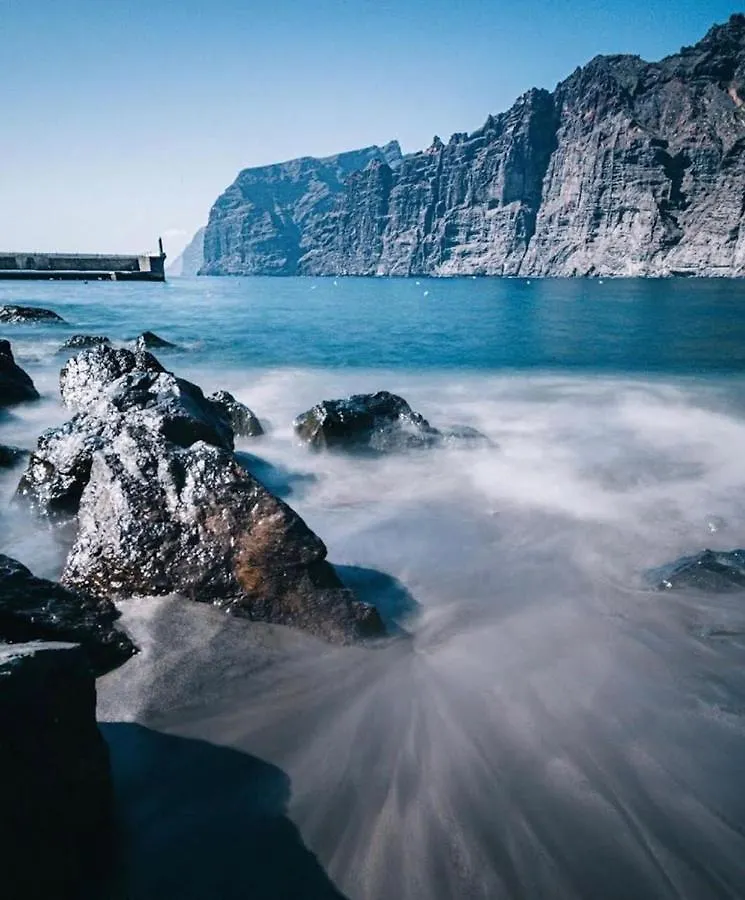 Acantilados De Los Gigantes, Islas Canarias, Espana Acantilado de los Gigantes Daire